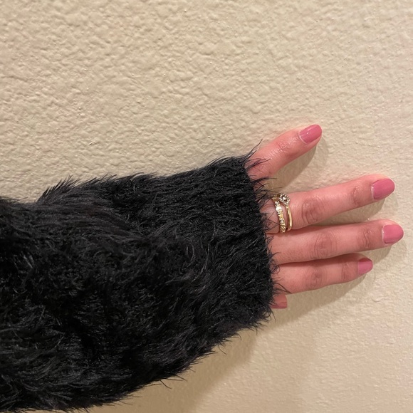 Express fuzzy sweater M - Picture 4 of 5